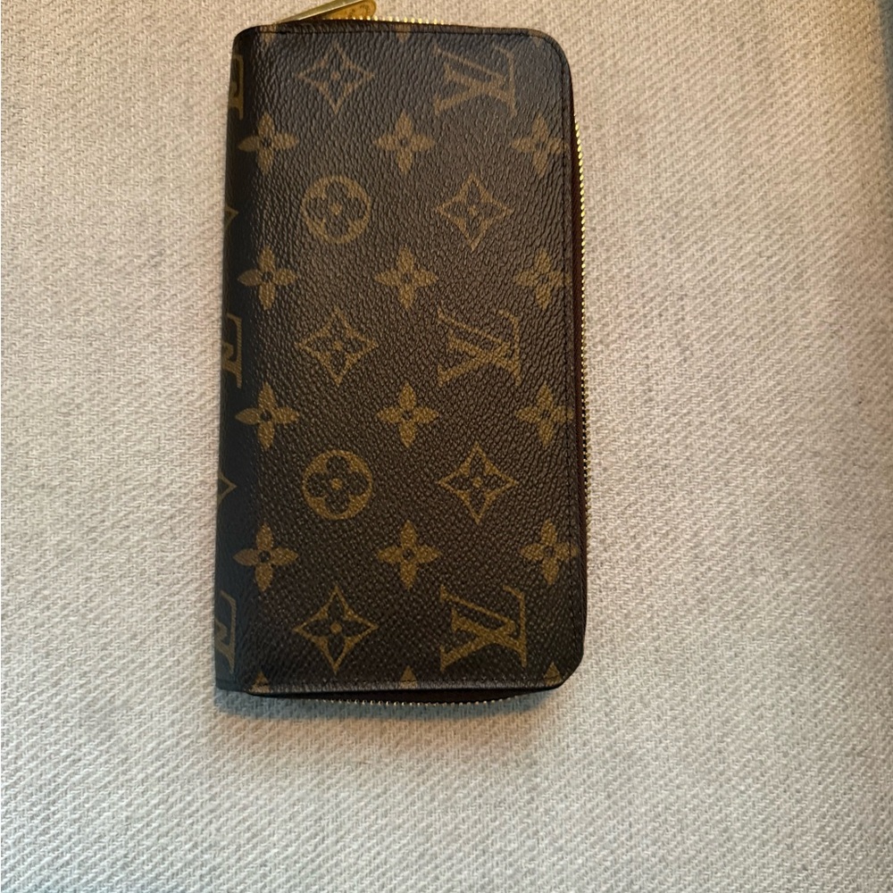 Louis Vuitton Zippy - Ballerina Pink